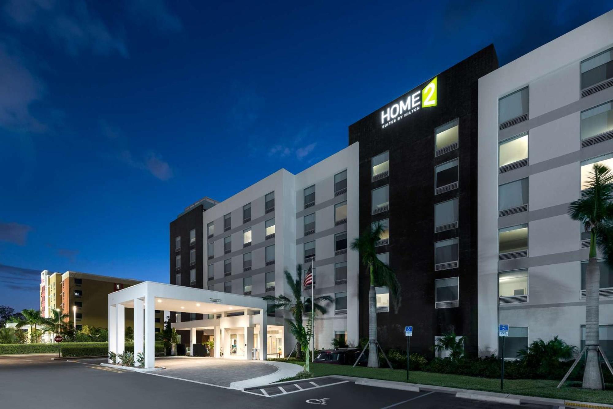 Home2 Suites By Hilton Ft. Lauderdale Airport-Cruise Port Dania Beach Exterior photo